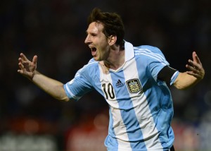 FBL-WC2014-QUALIFIERS-ARG-URU