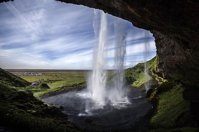 seljalandsfoss-1207955_640