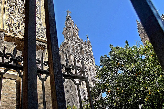 seville-696841_640