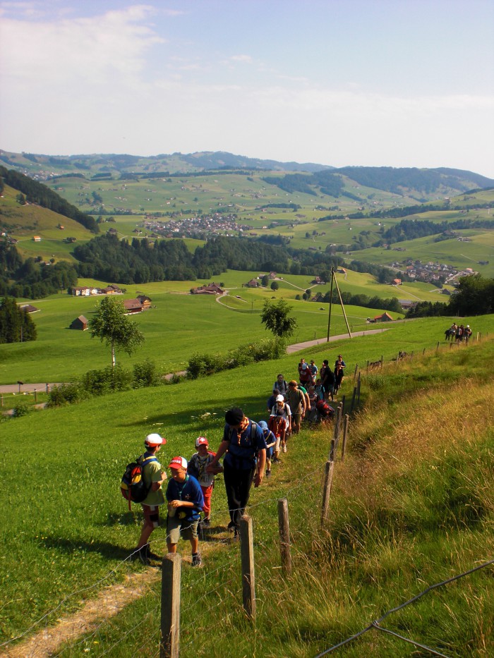 In den Bergen wandern