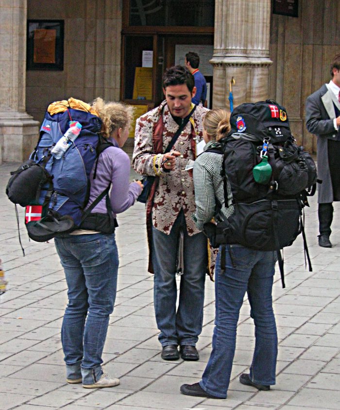 https://commons.wikimedia.org/wiki/File:Urban_backpacking.jpg